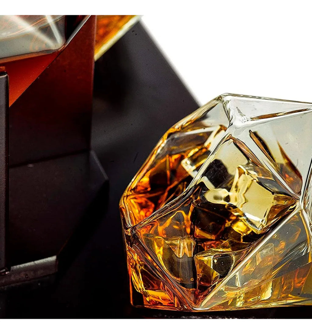 Diamond Pyramid Decanter Bottle with Two Glasses